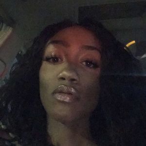 Meet your Posher, Correya